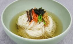 국수 먹는 꿈
