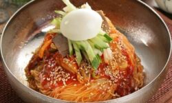 비빔냉면 먹는 꿈